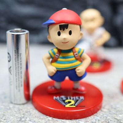 MOTHER 2 Earthbound Toys Stand Figure Set from NINTENDO nes poo