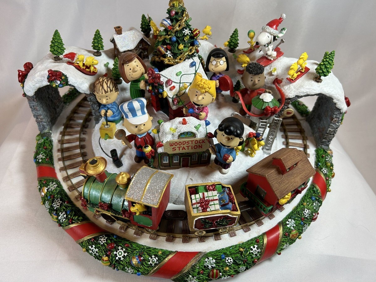 DANBURY MINT PEANUTS CHRISTMAS WONDERLAND WOODSTOCK STATION