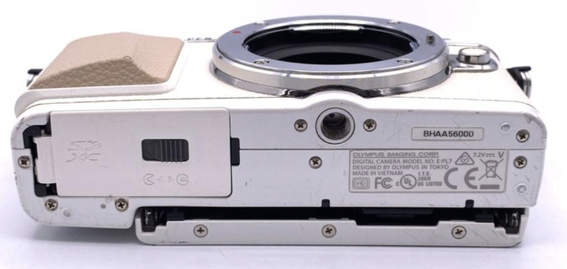 OLYMPUS PEN Lite E-PL7 White 16.0MP Digital Camera F/S Charger