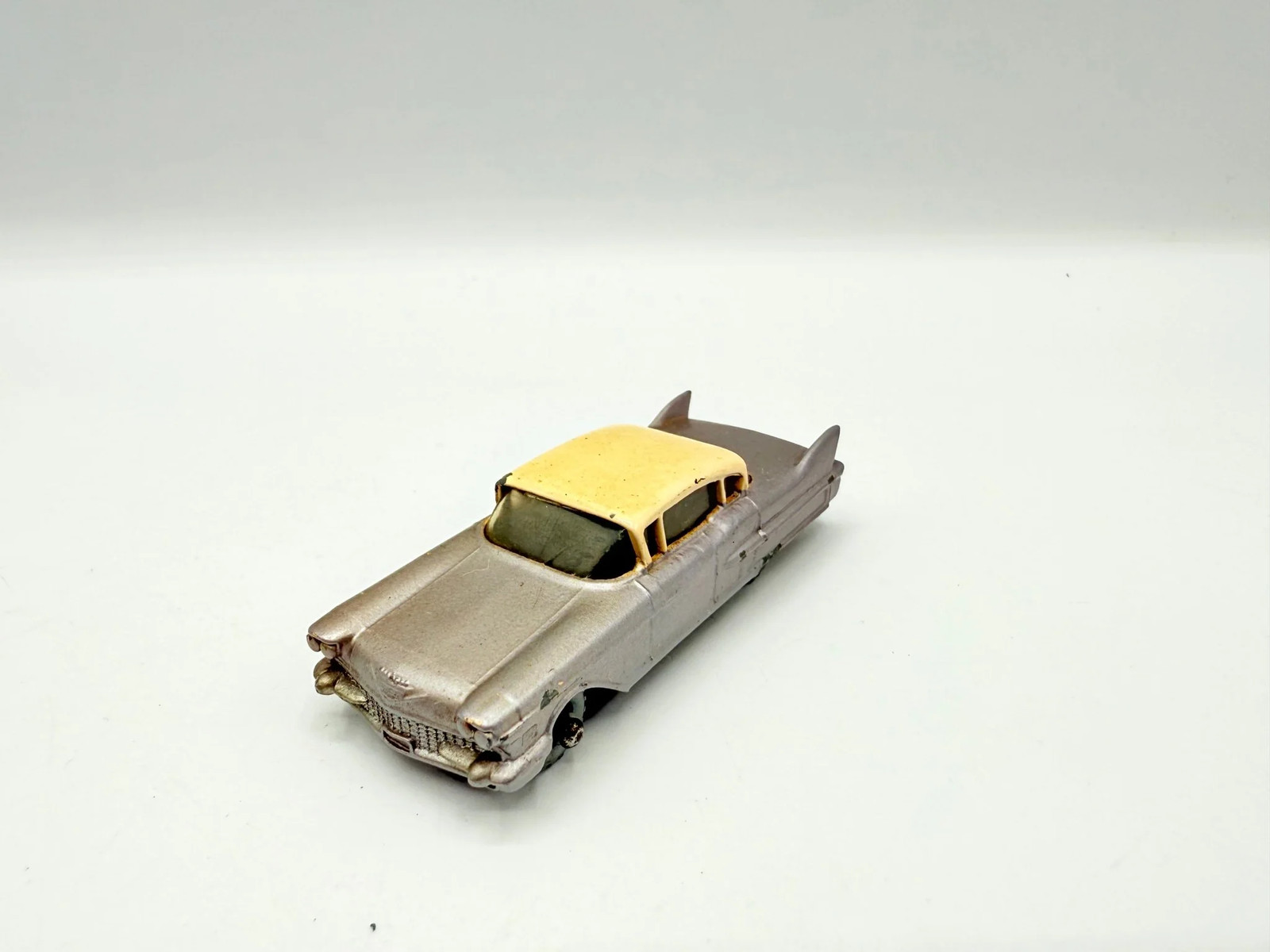 Matchbox 27c, Cadillac 60 Special - Free Price Guide & Review