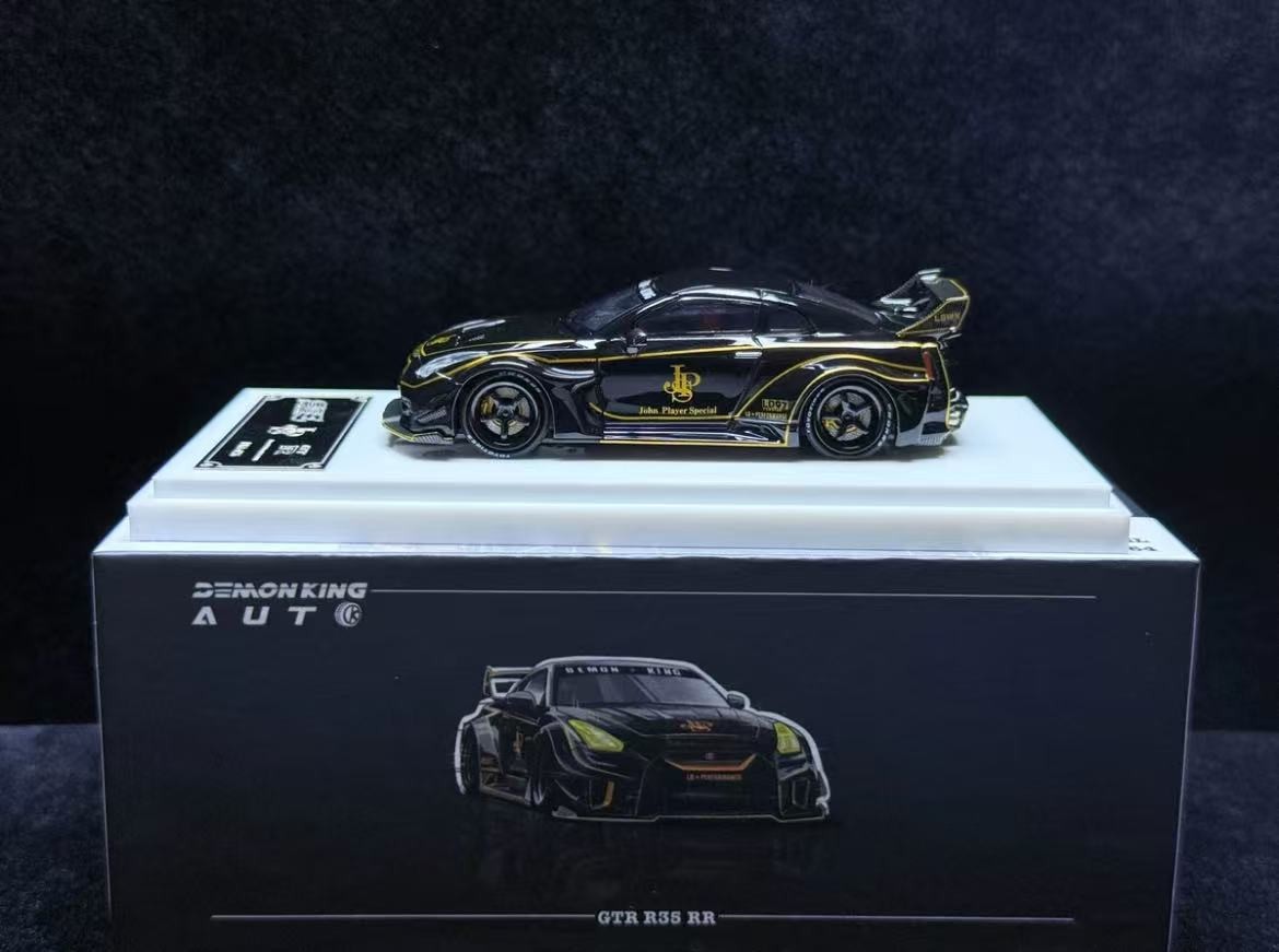 DEMON KING AUTO 1/64 Nissan GT-R 35 RR Black Gold JPS Livery LBWK
