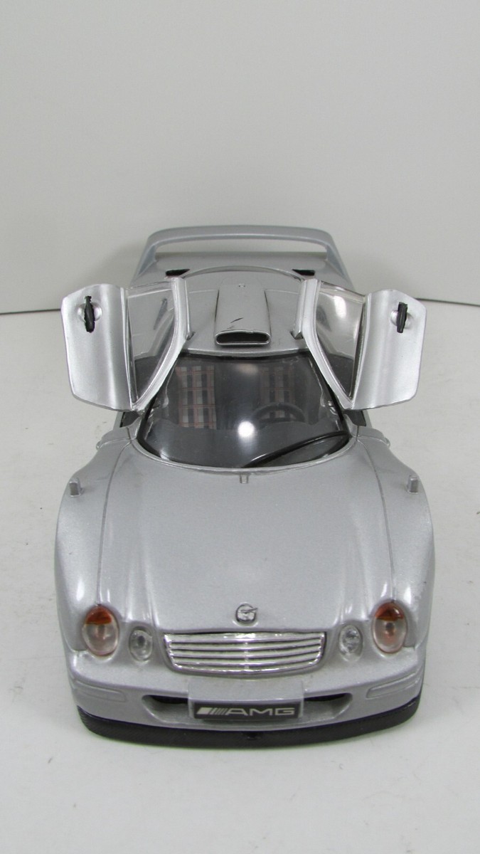 Maisto Mercedes Benz CLK GTR Street Version Silver 1:18 scale