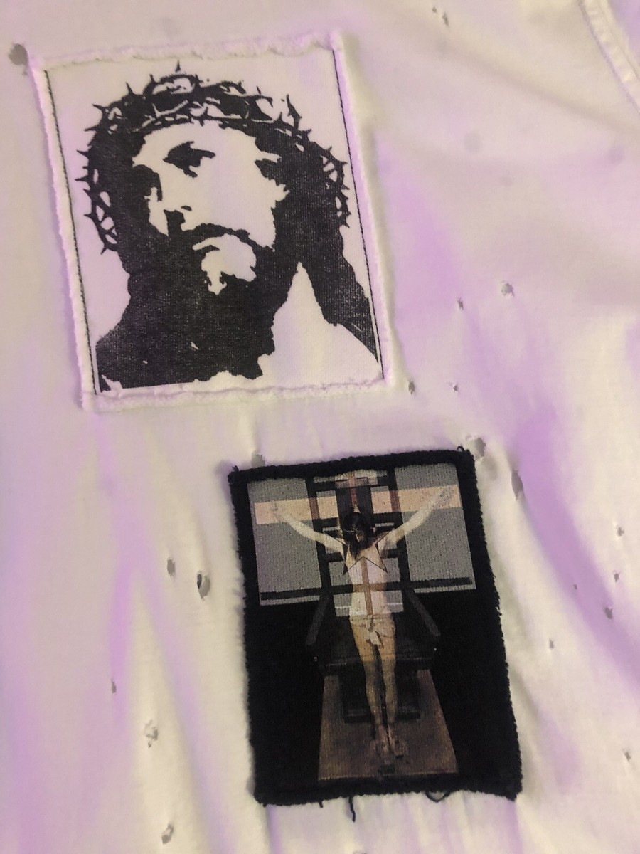 givenchy destressed jesus t-shirt Oversized Fit Fits M Size Retail
