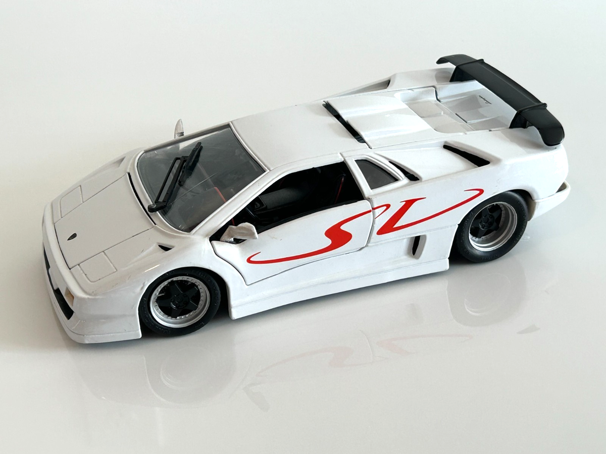 Maisto Lamborghini Diablo SV 1996 Special Edition Diecast Model