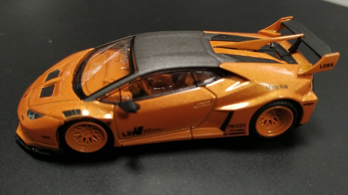 MINI GT 355 chase (opened) Lamborghini Huracan GT Arancio Borealis
