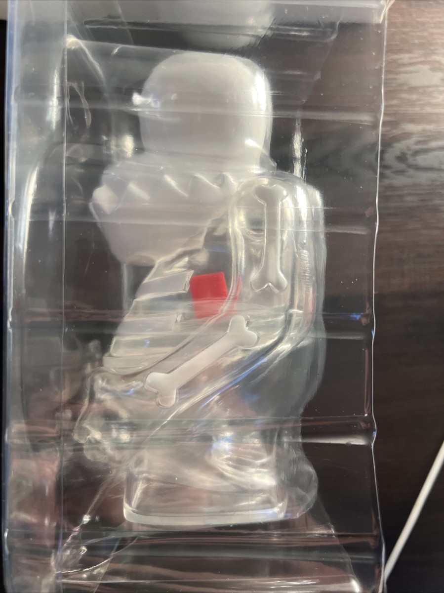 Supreme x Bounty Hunter Skull Kun Figurine Crear FW23 Brand New | eBay