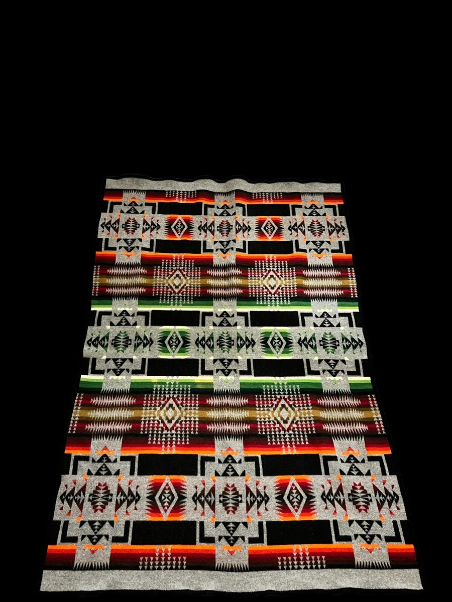 Pendleton Beaver State Wool Blend Blanket Grey Black Orange Red