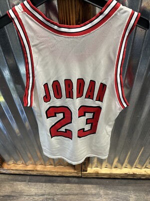 BULLS マイケル・ジョーダン 23番 本日の逸品】CHAMPION BULLS #23