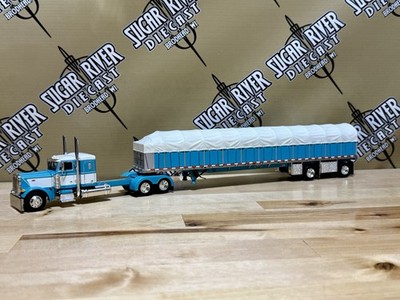DCP 1/64 Peterbilt 379 Flattop With Covered Wagon Semi Truck Farm
