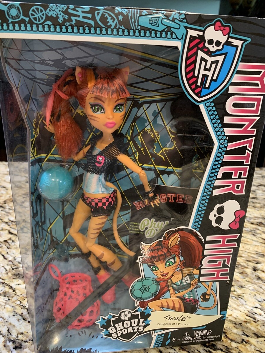 Monster High Doll Toralei Ghoul Sports Soccer Daughter of a