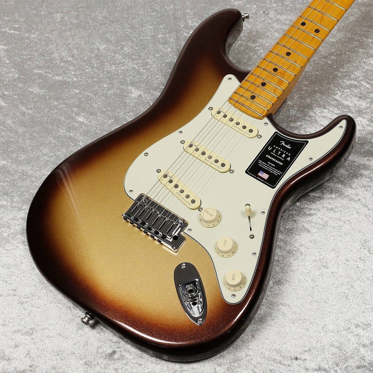Fender American Ultra Stratocaster Maple Fingerboard Mocha Burst