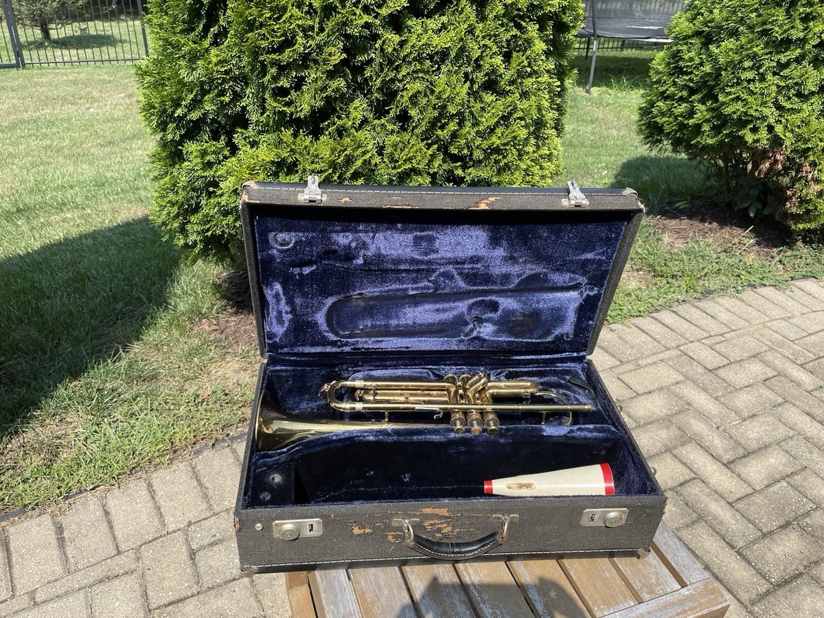 トランペット 中古 CONN 61B トランペット 中古 CONN 61B C.G.CONNのC