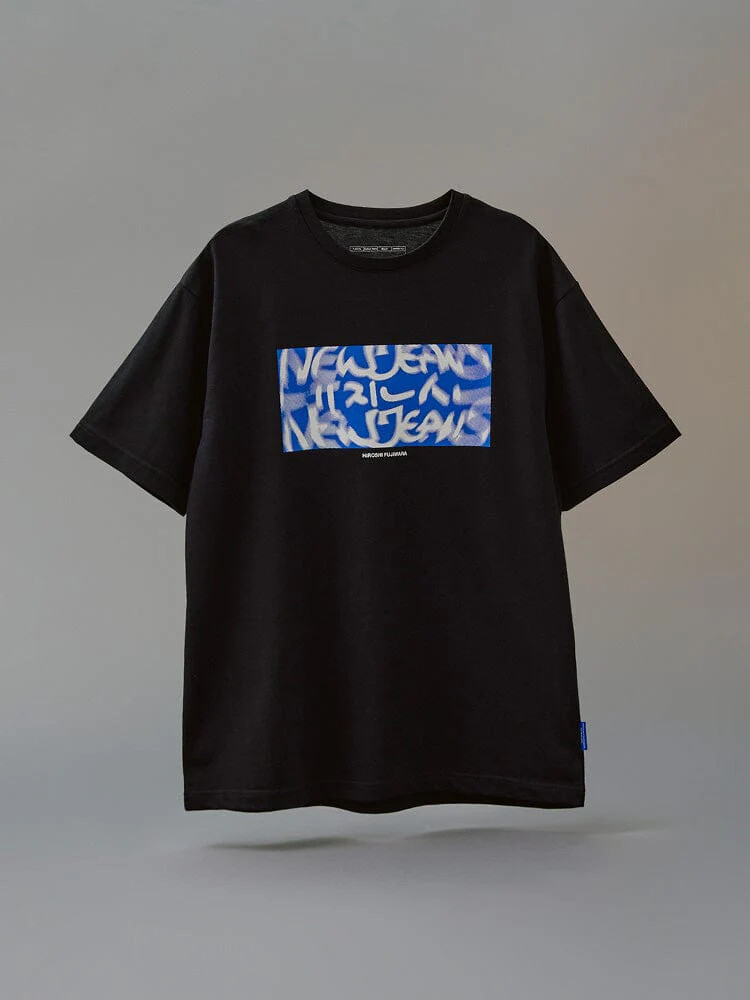 Official NewJeans X Hiroshi Fujiwara COLLER T-SHIRT POPUP GOODS MD