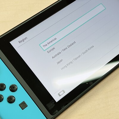 Nintendo Switch Console HAC-001 w/ Joy Con + Dock + AC +HDMI [Ship