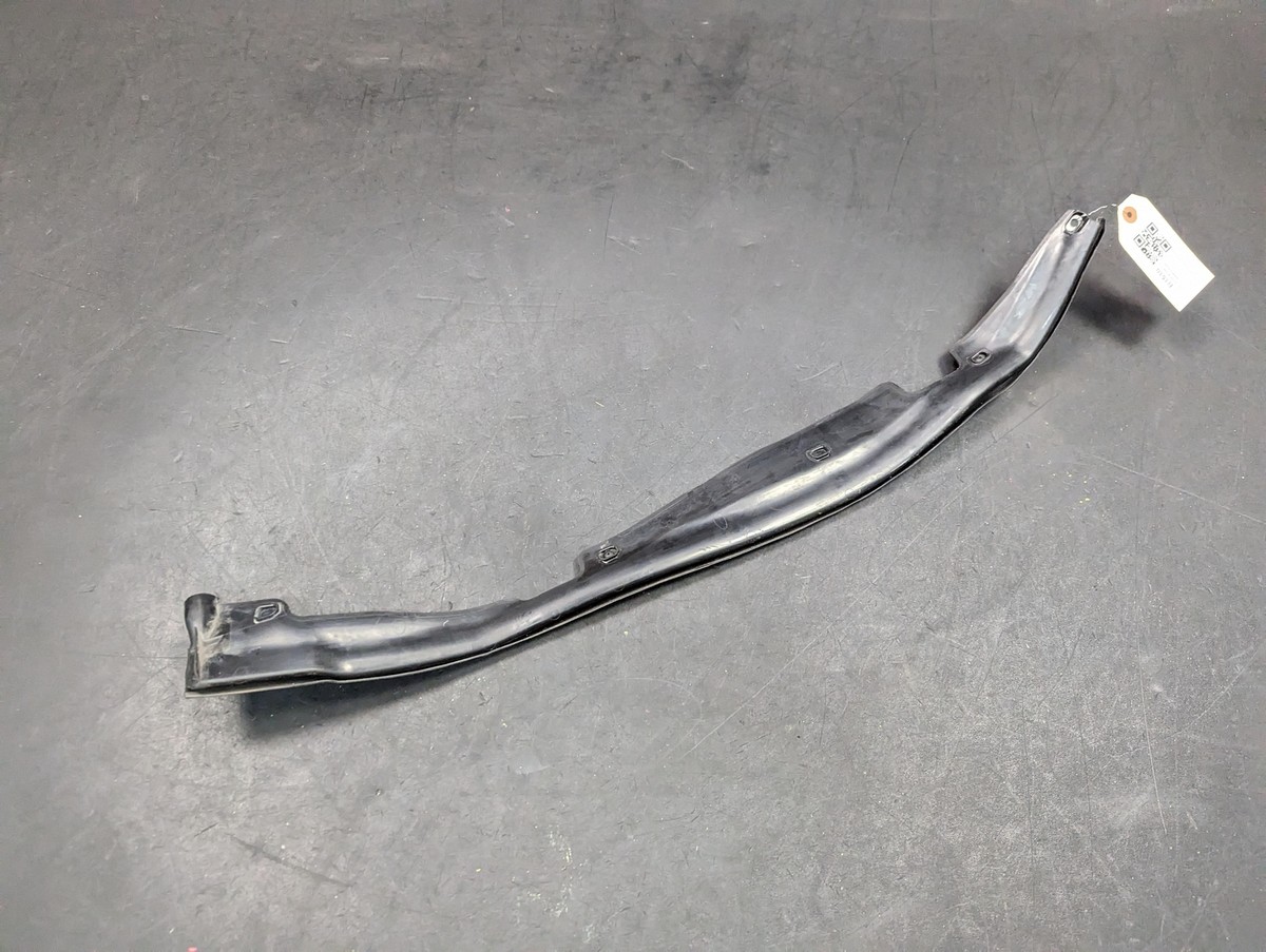 Rear Left Door Front Side Weatherstrip 2018 BMW X1 51357349663