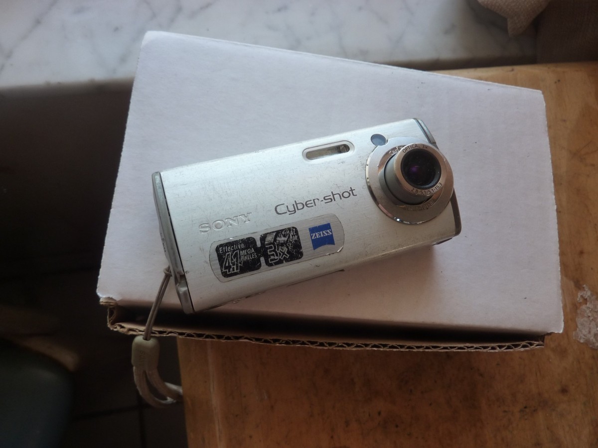 Sony Cyber-shot DSC-L1 4.1MP Digital Camera - Silver for sale