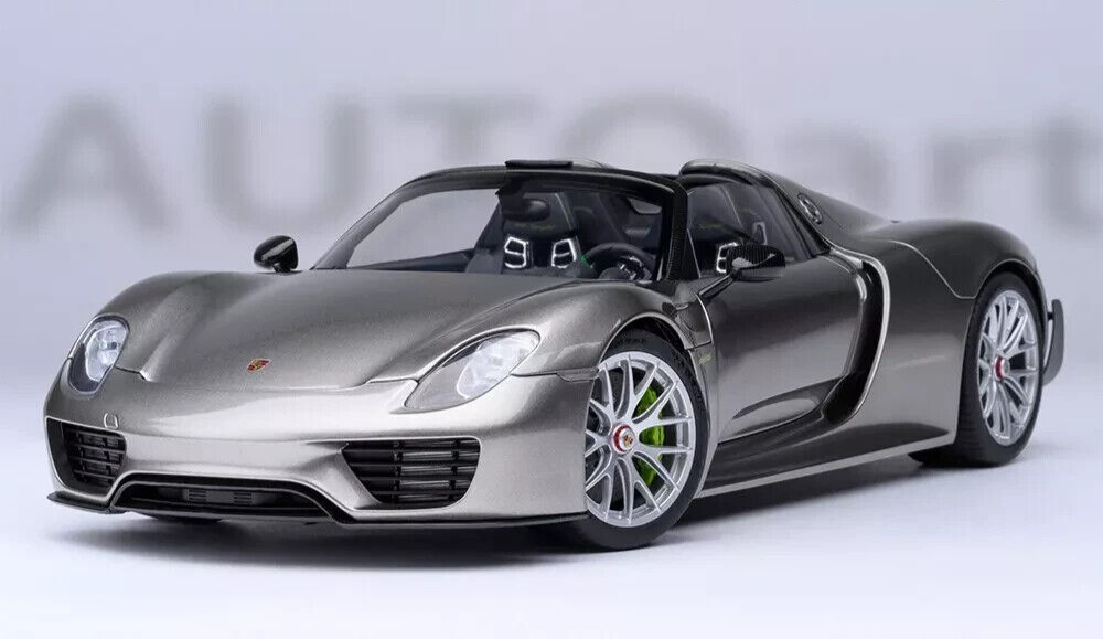 1/18 Porsche 918 Spyder Weissach Pkg Liquid Metal Silver Model By
