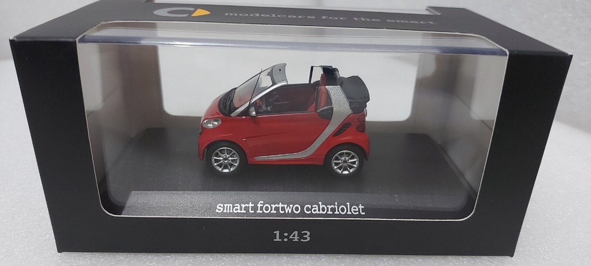 Smart Fortwoo Cabriolet Open 2011 Red 1:43 Spark Dealer Edition
