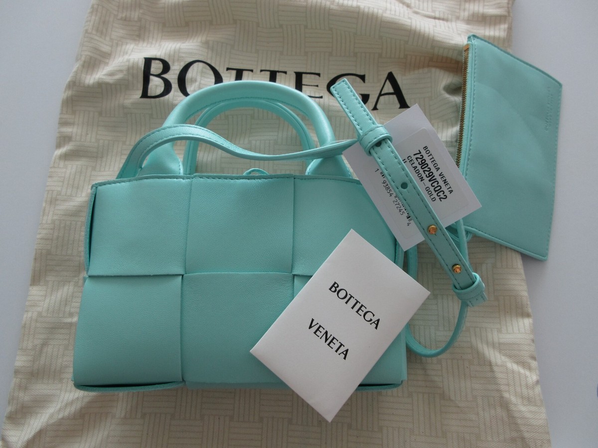 Bottega Veneta 青 アンクレット Bottega Veneta 青 アンクレット