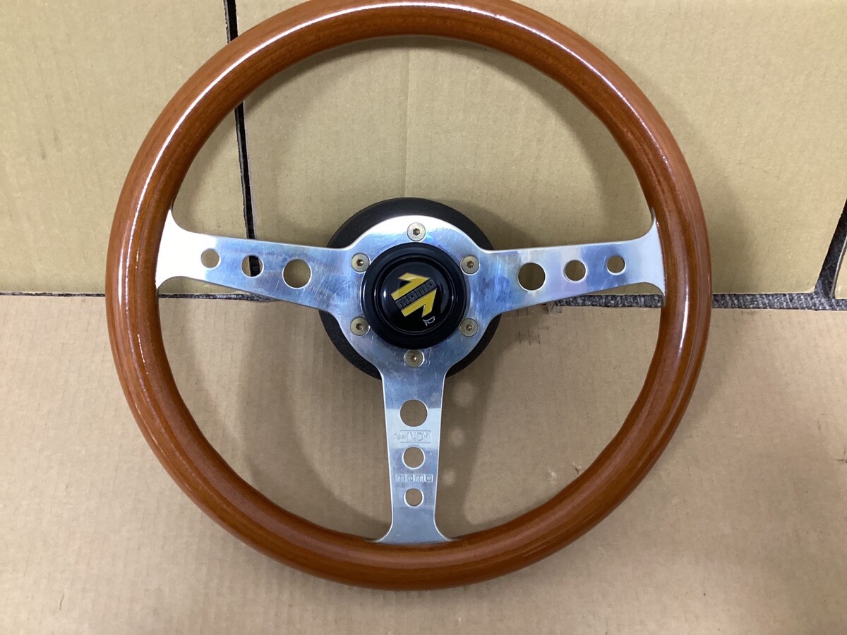 MOMO HERITAGE LINE INDYステアリング 35φ MOMO ステアリング インディ