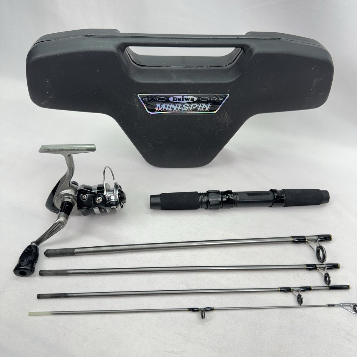 ダイワ Carbo Spin mini 56L (5) スピニングパックロッド ダイワ Carbo