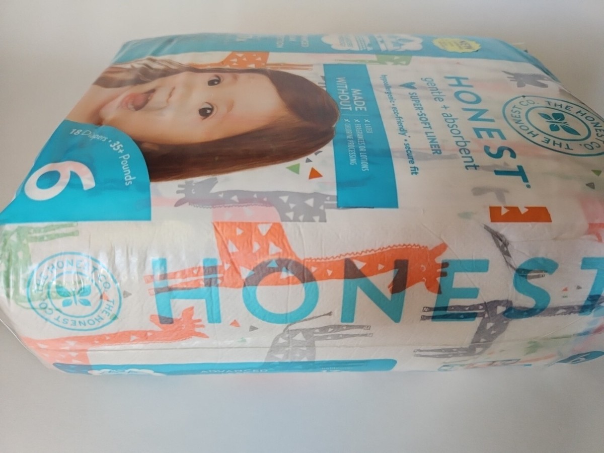THE HONEST COMPANY All The Letters Clean Conscious Diapers Size 6