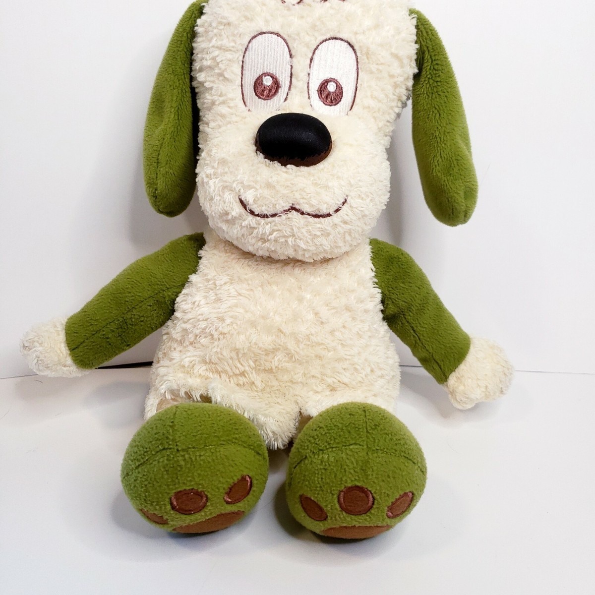 Sekiguchi Doggy Dog Wu Tang Green White Pup Plush Stuffed Animal