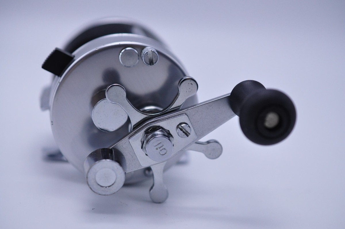 Abu Garcia Ambassadeur 2500C Silver BaitCasting Reel Very Good+ | eBay