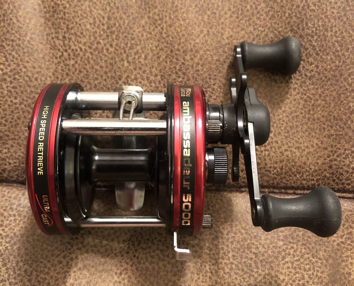 Vintage Abu Garcia Ambassadeur 5000 Baitcasting Reel - NICE