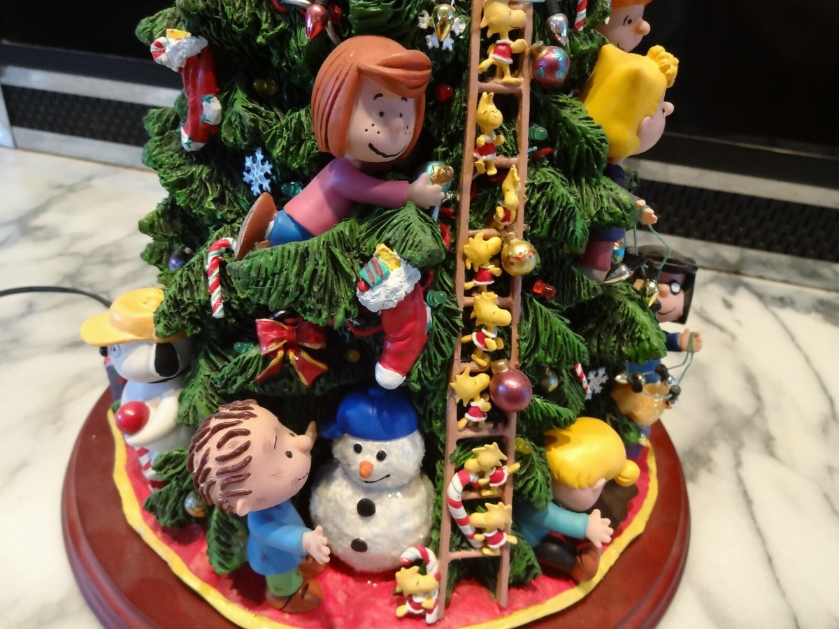 Lighted DANBURY MINT PEANUTS CHRISTMAS TREE Snoopy Charlie Brown