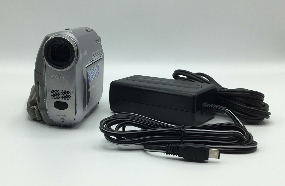 Sony NTSC MiniDV Digital Handycam Camcorder 10x Zoom - Video