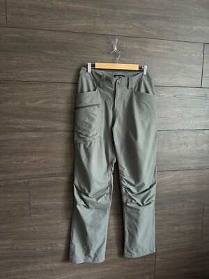 Arc'teryx Men's Gray Outdoor Hiking Cargo Grey Pants Lightweight
