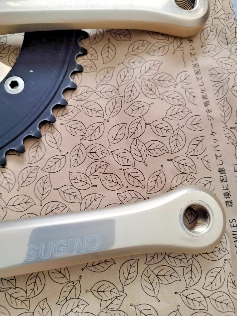 SUGINO Crankset NJS 165mm Track w/ SUGINO75 Bolts & ZEN 51T