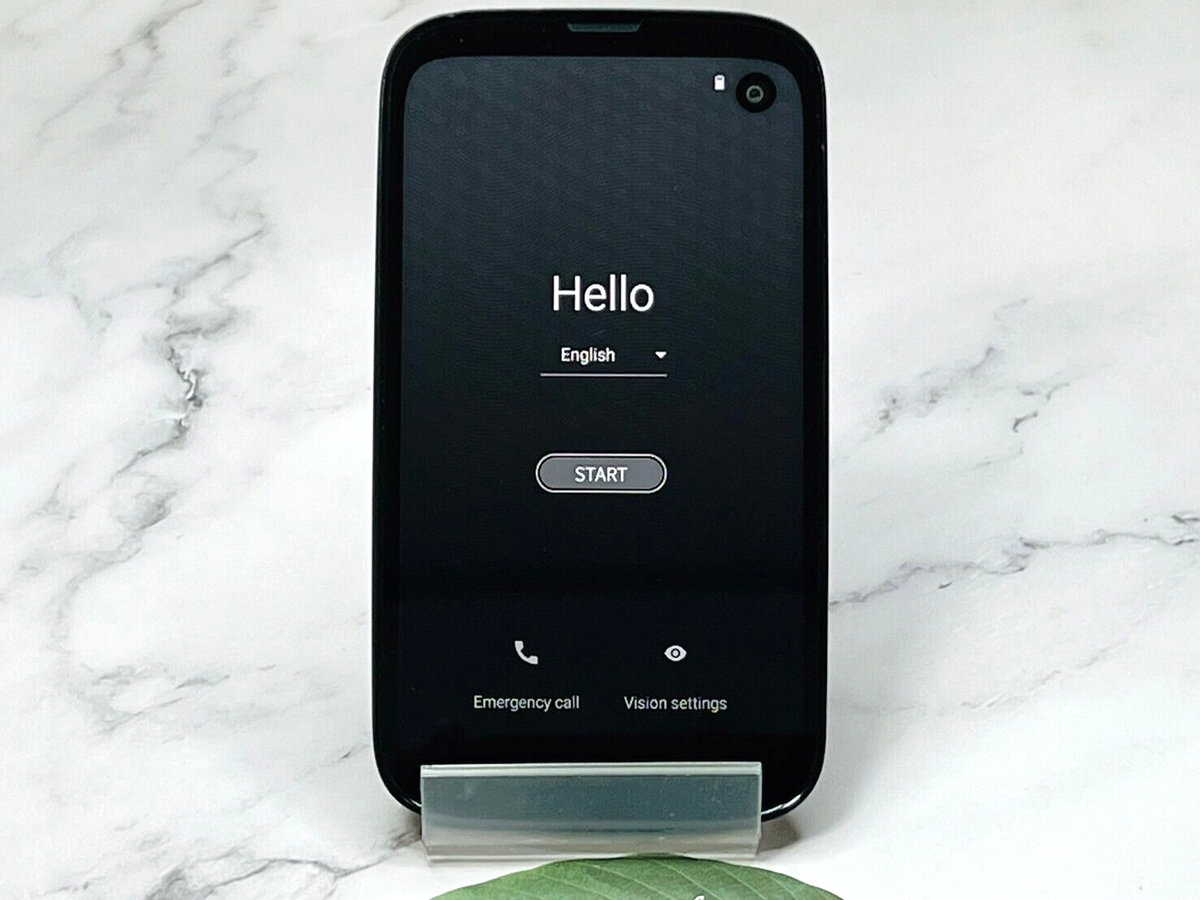 BALMUDA Phone Black 5G 128GB AndroidOS SIM Free Unlocked White