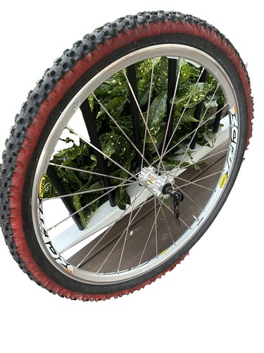 Mavic Yksion Pro UST 2 Tubeless Bike Tire 700x25c (Clincher, Road