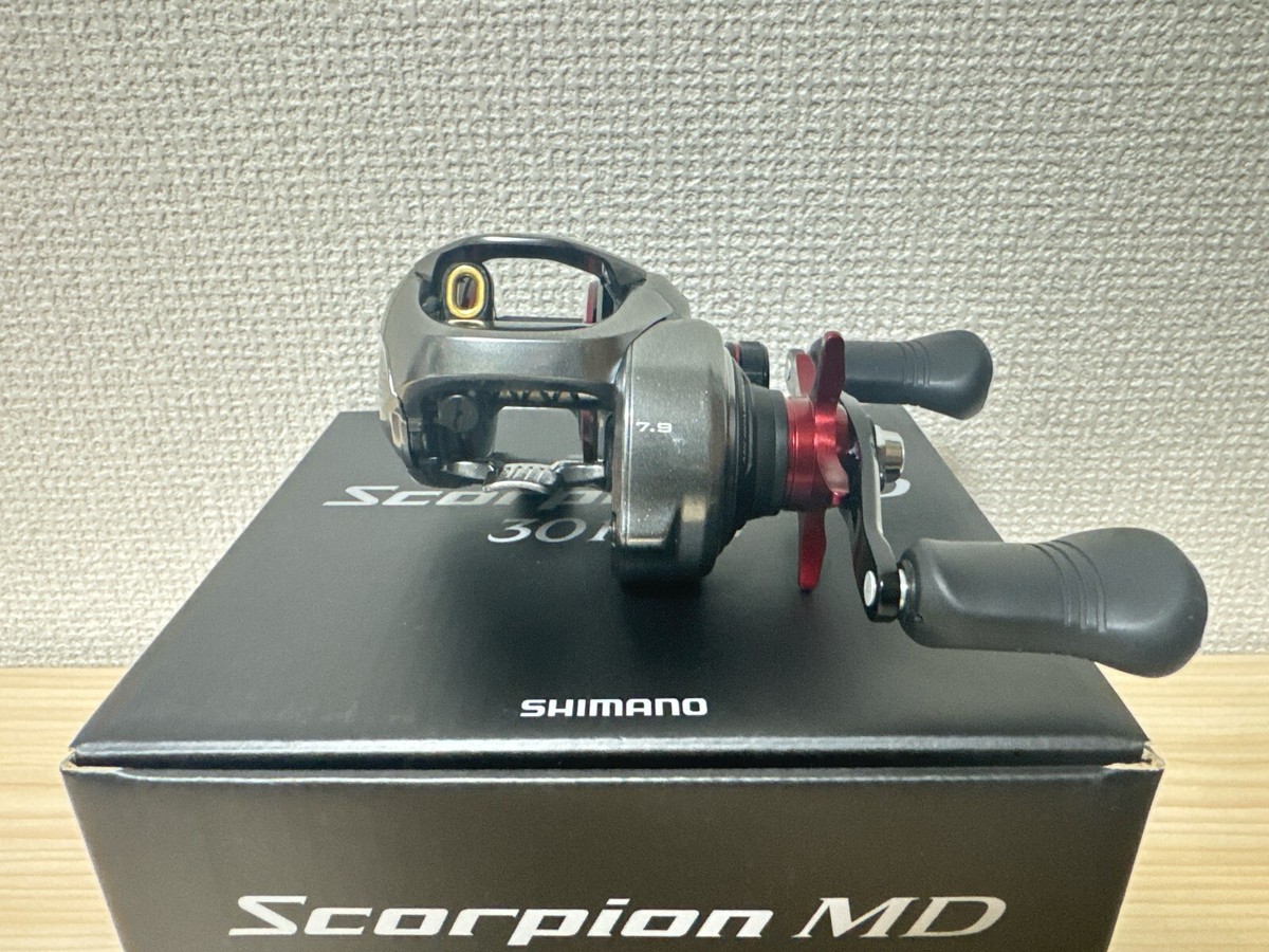 Baitcasting Reel 21 Scorpion MD 301XG Left Handle 7.9:1 Fishing