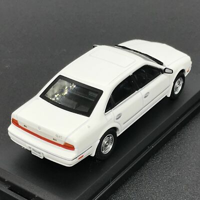 Mini Car Nissan Infiniti Q45 1989 1/43 Scale Box Display Diecast