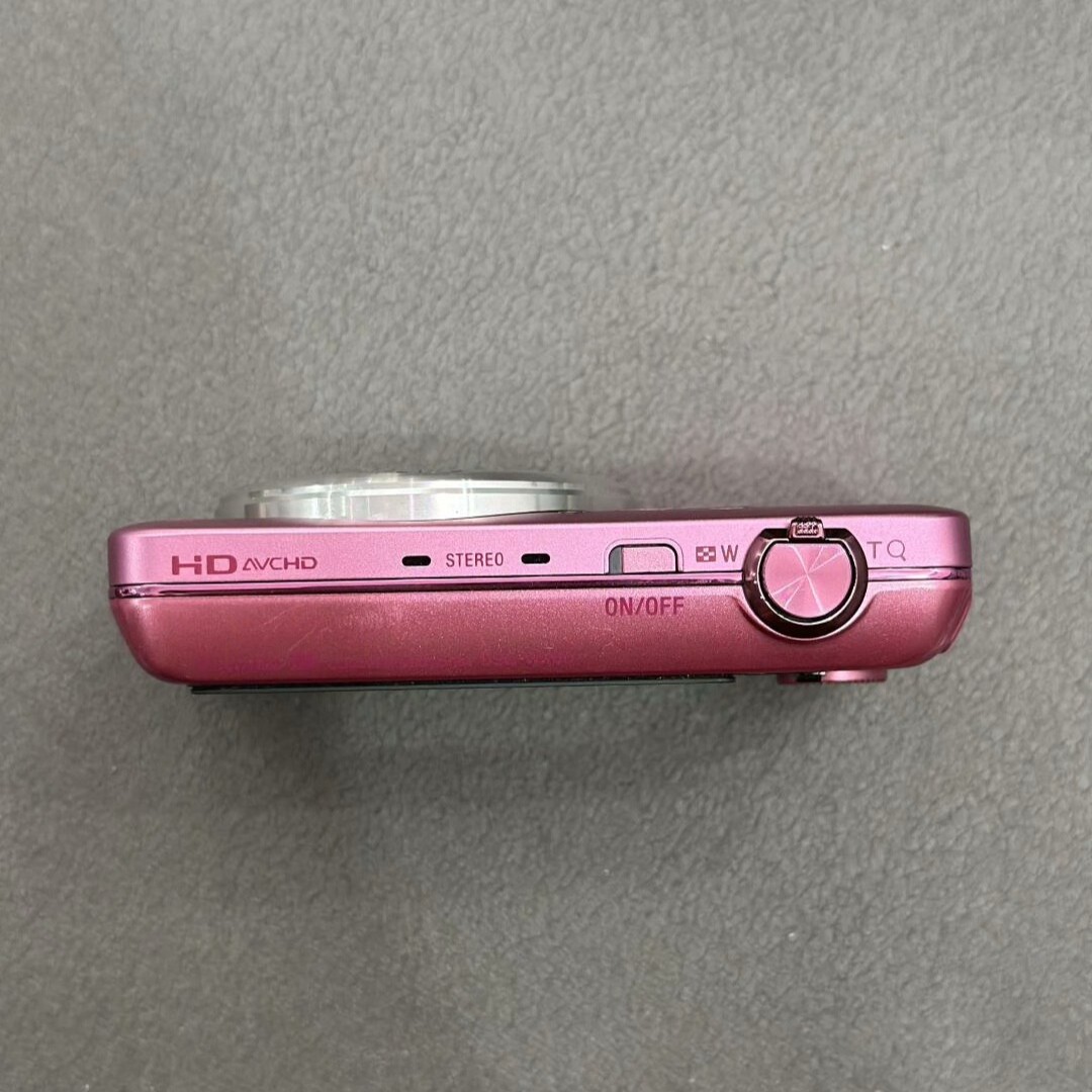 Sony Cyber Shot DSC-WX60 Digital Camera 16.2 MP 8x Optical Zoom