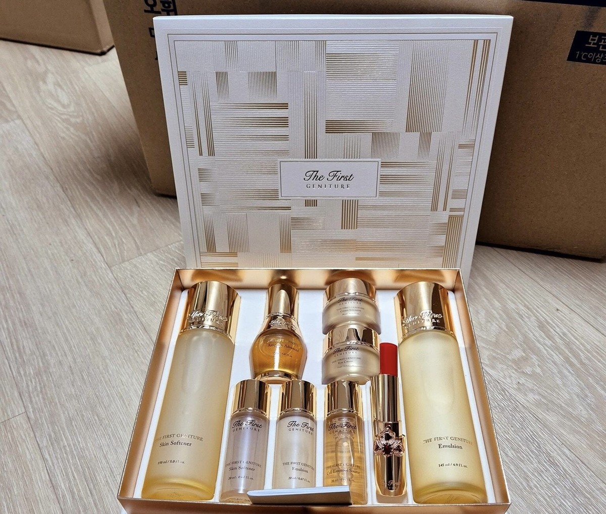 OHUI The First Geniture Classic Signature Collection Set skin care