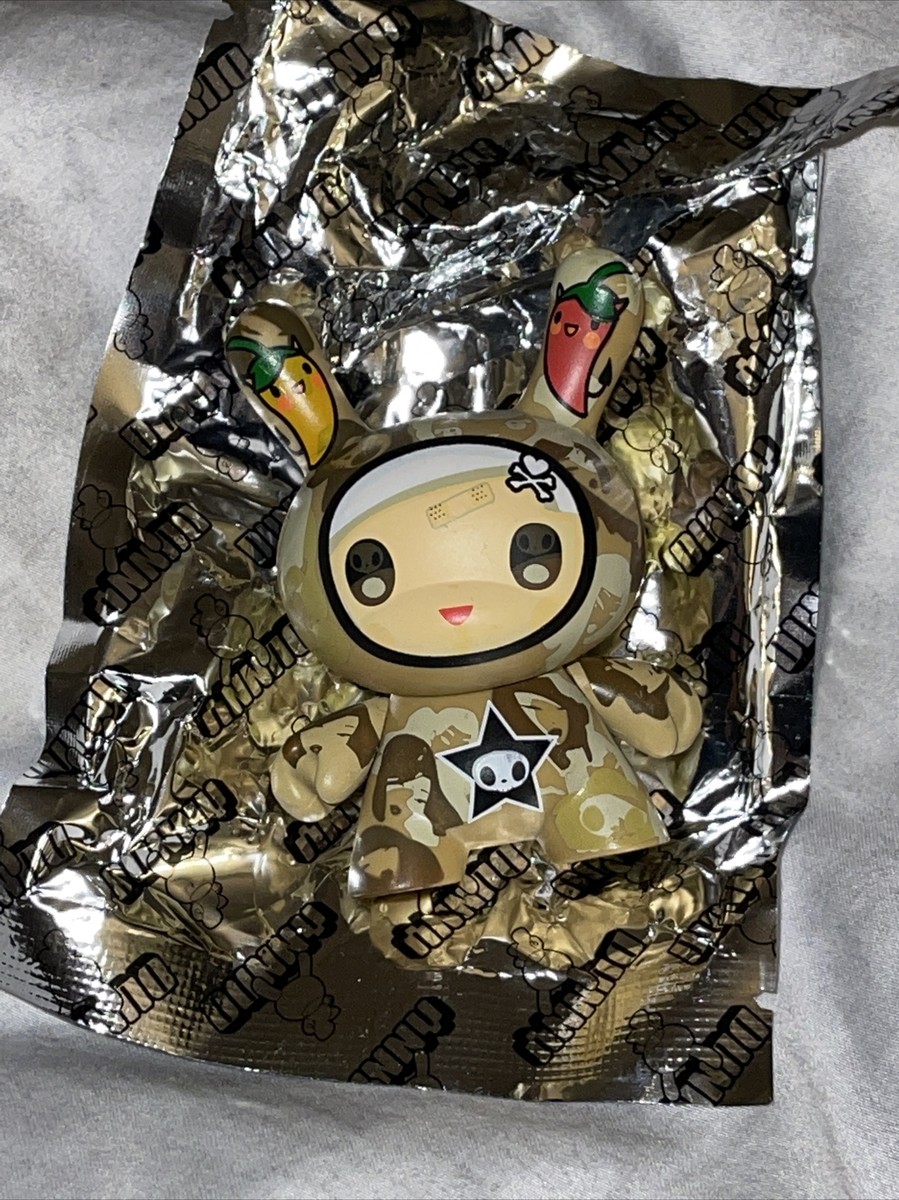 KIDROBOT Kid Robot DUNNY SERIES 3 TOKIDOKI SKULL Toy VINYL FIGURE