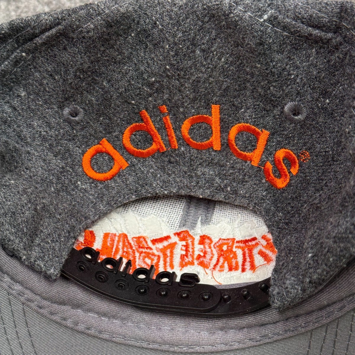 Vintage adidas Hat Snapback Cap Gray Adult Streetball Basketball