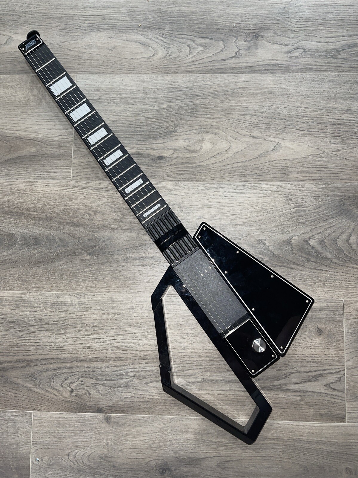 ポータブルギター Jammy Guitar JG-001 MIDI 【公式通販】