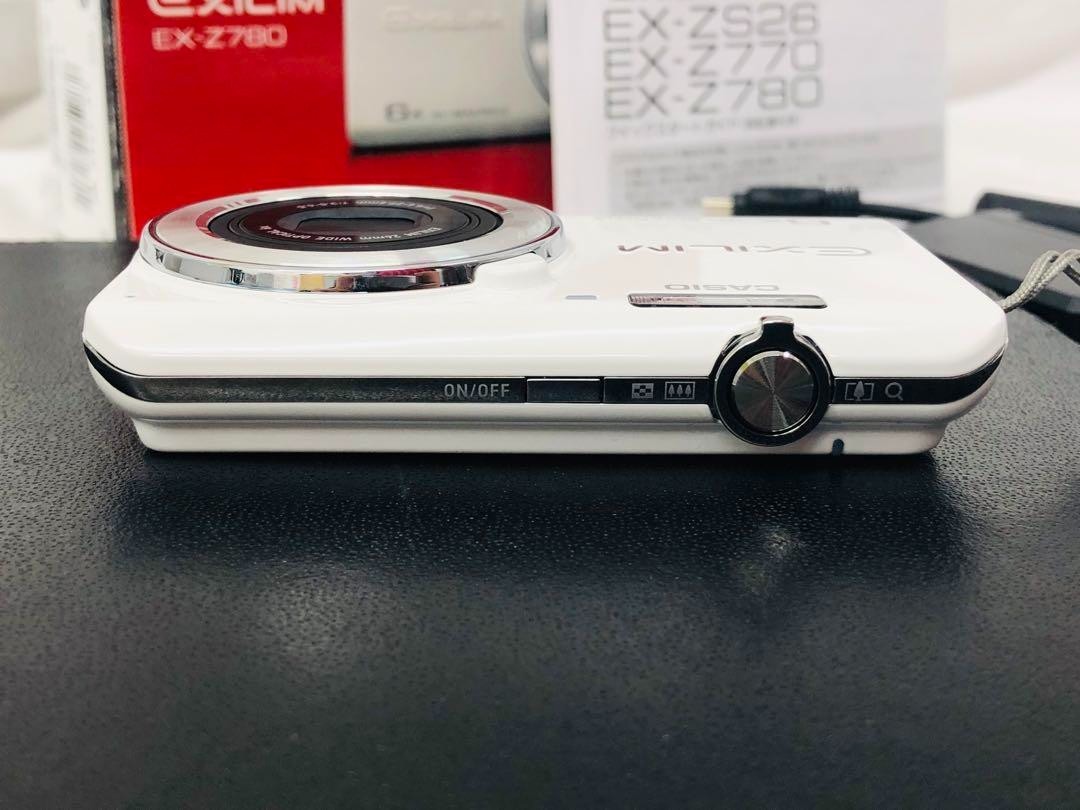 CASIO EXILIM EX-Z780 16.1MP Compact Digital Camera White From