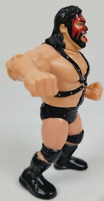 WWF Hasbro Demolition Set of Ax Smash Crush Action Figures Tag