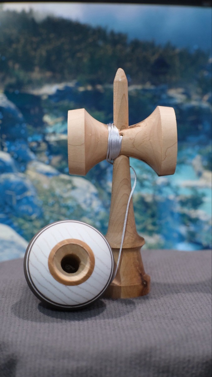 Su Lab “Tobi” Kendama – Friction Clear – Rare 2022 Collectible