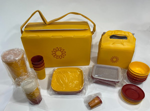 Tupperware】ピクニックセット イエロー（中古） Yahoo!オークション