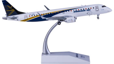 1:200 JC Wings Embraer ERJ-190 Passenger Airplane Diecast Plane