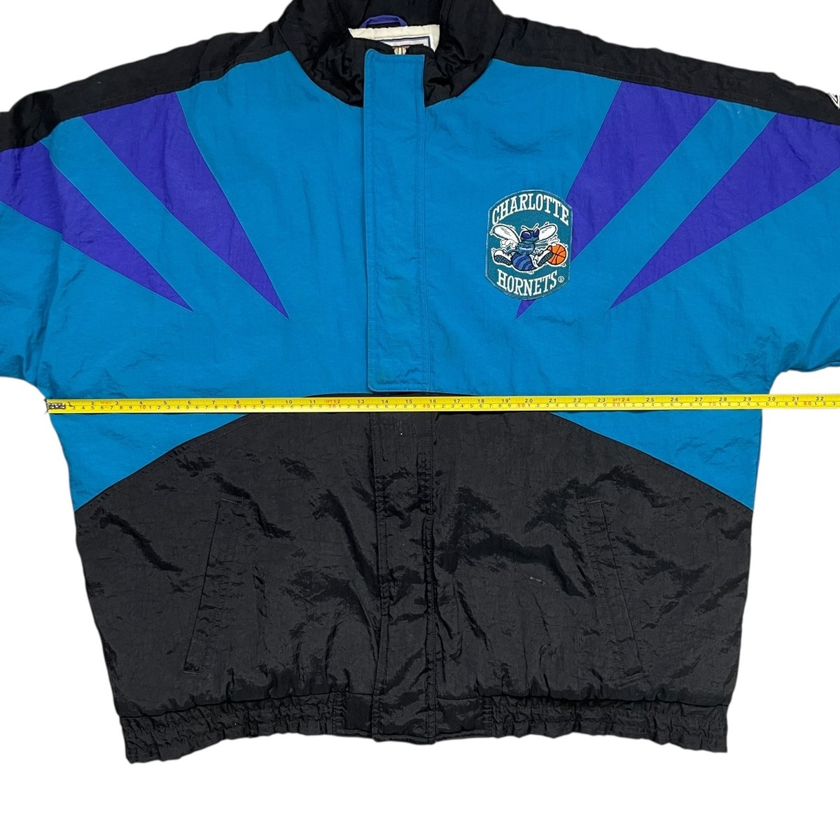 VTG 90s NBA CHARLOTTE HORNETS APEX ONE FULL ZIP PUFFER JACKET SIZE