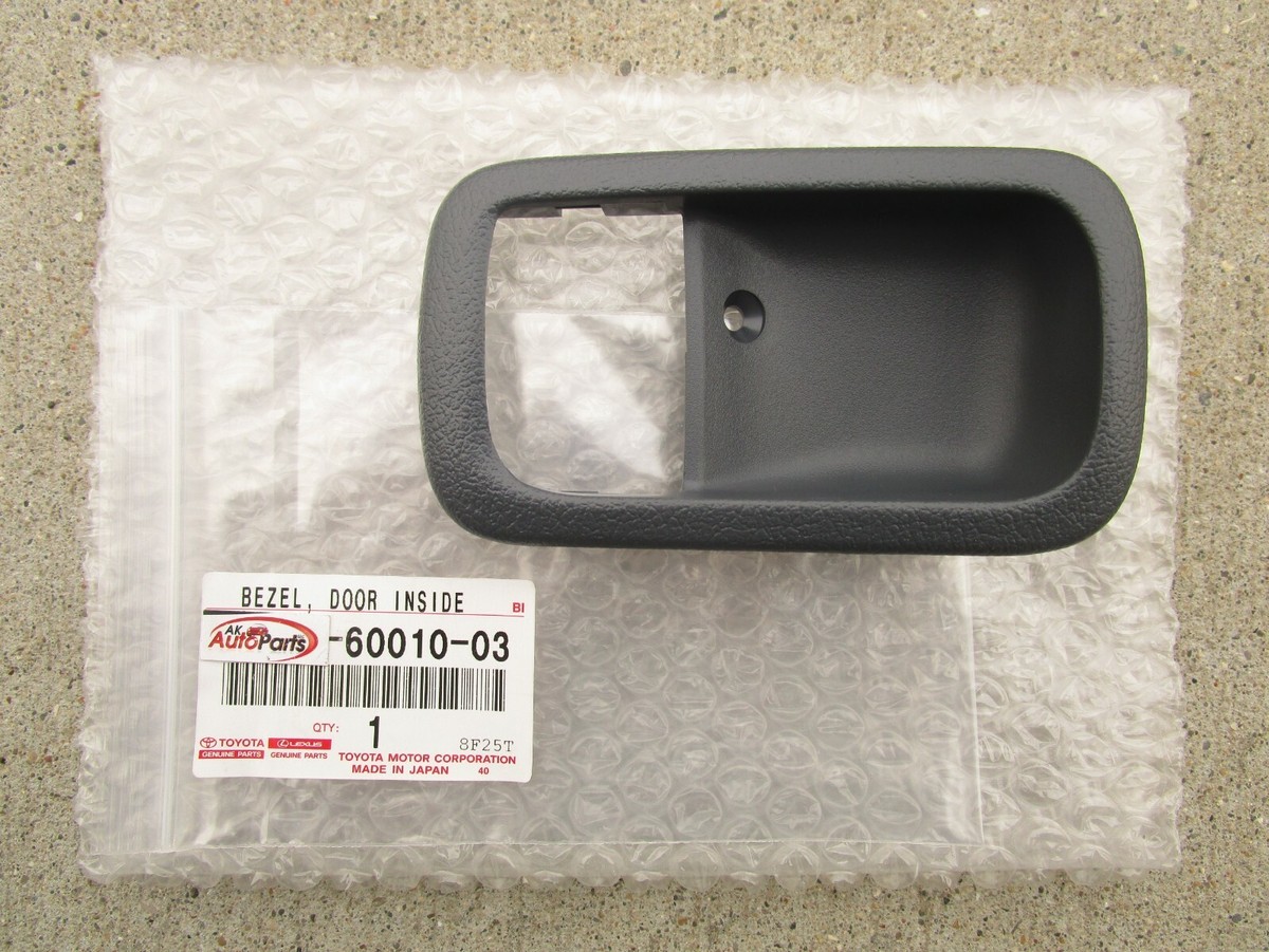 91- 97 TOYOTA LAND CRUISER FJ80 FZJ80 FRONT LEFT DOOR HANDLE BEZEL