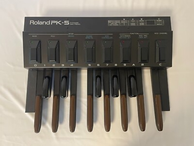 ROLAND PK-5 Dynamic MIDI Pedal Roland PK-5 Dynamic MIDI Pedal